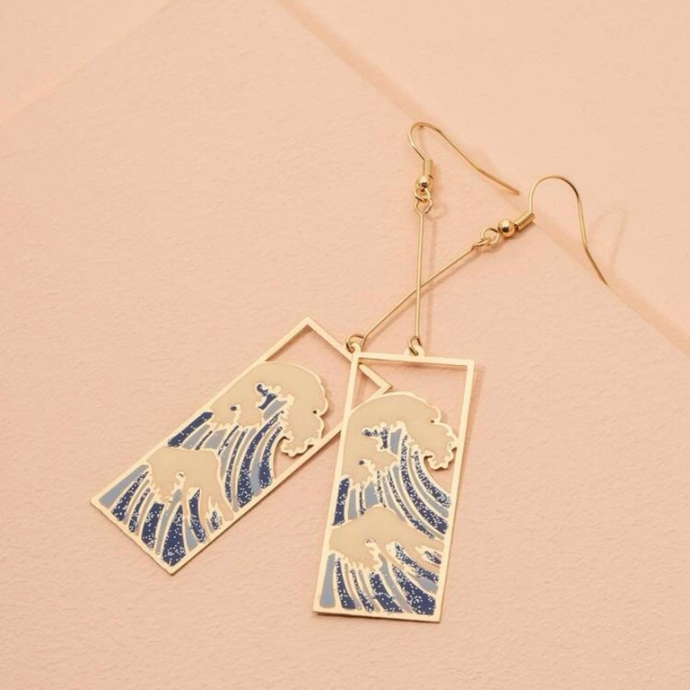 Wave dangling earring - Picture 3 of 3